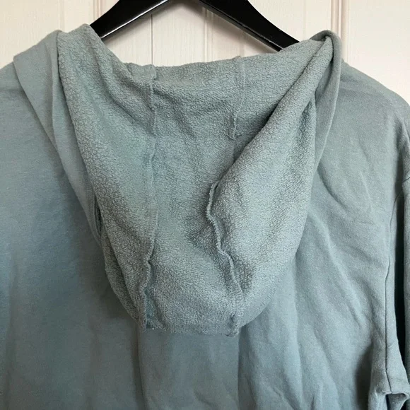 ***SOLD***Victorias Secret PINK Hoodie - Picture 5 of 7